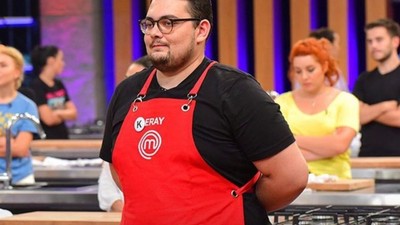 Eray Aksungur kimdir. MasterChef All Star 2023 Eray Aksungur kaç yaşındadır. Eray Aksungur nereli?