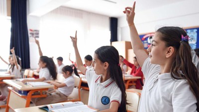 MEB duyurdu: Okullarda yeni dönem! Veliler artık seçim yapamayacak. Şube ve öğretmenler e-Okul üzerinden kurayla belirlenecek
