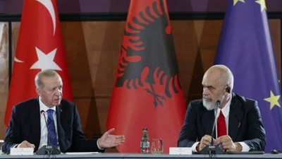 Netanyahu hükümeti küresel düzeni tehdit eder hale geldi. Cumhurbaşkanı Erdoğan'dan Arnavutluk'ta uluslararası topluma Gazze çağrısı