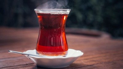 Çay ve kahve sevenlere müjde: Boğaz kanseri riski azalıyor!
