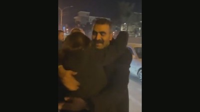 Diyarbakır Büyükşehir Belediyesi Eş Başkanı Doğan Hatun serbest! Van'daki protestolarda gözaltına alınmıştı!