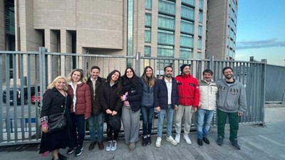 Boykot soruşturması: Cem Yiğit Üzümoğlu'nun da aralarında bulunduğu 11 kişi serbest bırakıldı