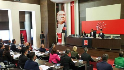 CHP'de Merkez Yürütme Kurulu (MYK) belli oldu. Listeye 2 yeni isim eklendi