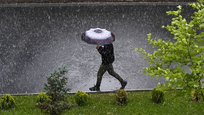 Meteoroloji'den sağanak ve kar yağışı uyarısı