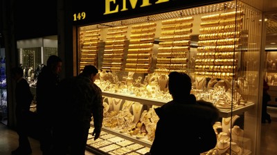 Altın Almak İsteyenlere İki Önemli Uyarı. İstanbul Kuyumcular Odası Başkanı Mustafa Atayık Vatandaşlara Seslendi