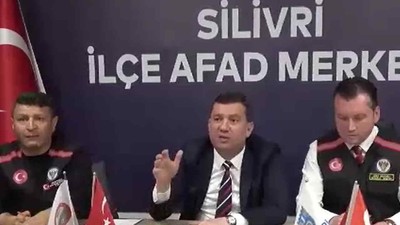İstanbul'da yaşanan şiddetli deprem sonrası Silivri'de 'evlere girmeyin' uyarısı yapıldı