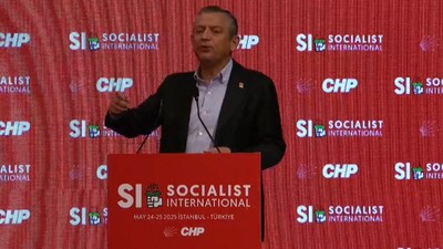 Özgür Özel Sosyalist Enternasyonal'de 'sivil darbe' dedi