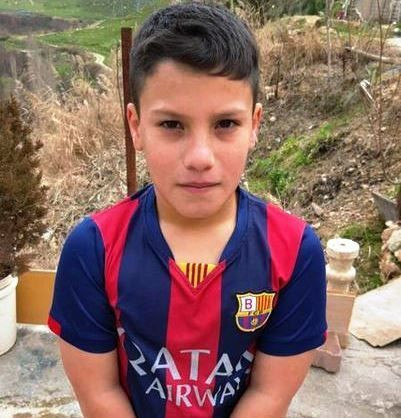 Poşetten yaptığı Messi formasıyla dünyanın dikkatini çeken o çocuk bulundu!