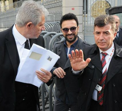 Megastar Tarkan Almanya’ya mı yerleşiyor? - Resim : 2