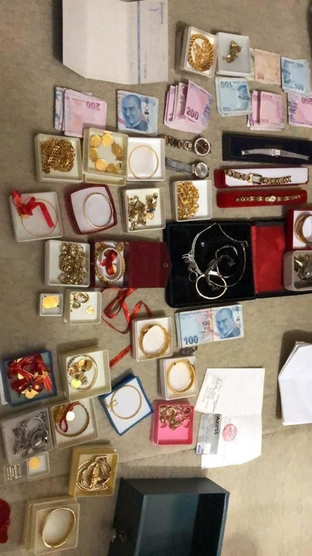 Antalya'da 'Çukur Çetesi'ne operasyon. 'Tefecilik', 'Nitelikli dolandırıcılık' ve 'Yağma'... 11 milyar lira gelir - Resim : 6