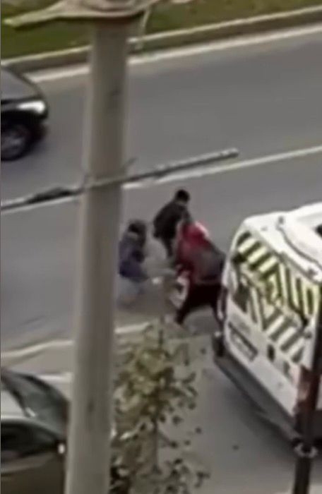 'Sinyal' kavgasında çocuğunun önünde babaya dehşeti yaşattı! - Resim : 3