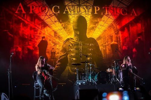 İstanbul'da rock ve metal fırtınası esti