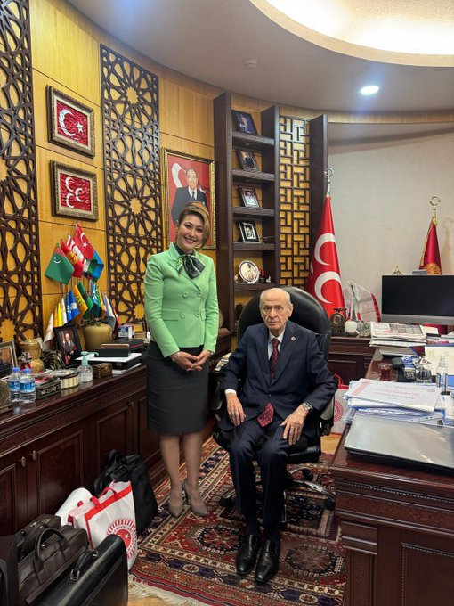 Bahçeli, MHP'li vekilin kızının talebin gündemine aldı. Roblox açılacak mı?