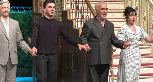 Usta oyuncu Şener Şen sahnelere veda etti