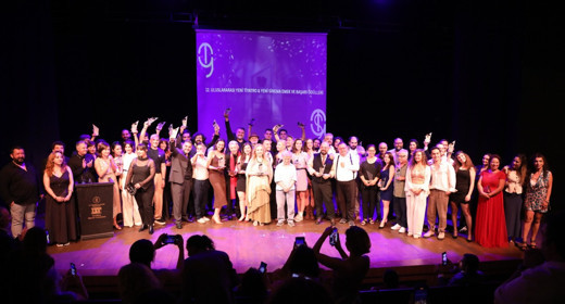 İBB Şehir Tiyatroları'na 7 ödül! Başarının arkasındaki 2 isim...