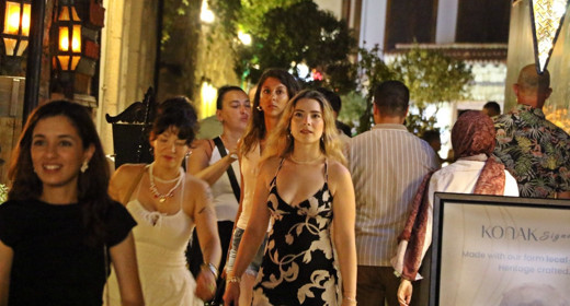 Nüfusu Gündüz 82, Gece İse 10 bin! Turizmin Kalbinde Hayat Gece Akıyor