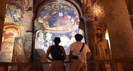 Kapadokya'daki Karanlık Kilisesi 10 yılda 1 milyon ziyaretçi ağırladı