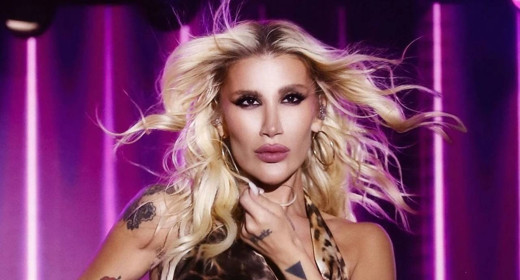 İrem Derici Hollanda'da hayatının şokunu yaşadı: Odada ağladım durdum