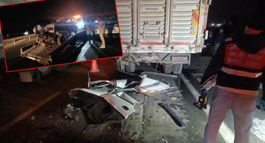 Katliam gibi kaza! Otomobil kamyona çarptı: Çok sayıda ölü var