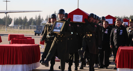 Türkiye şehitlerine ağlıyor! Kahraman vatan evlatlarına acı veda