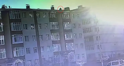 Tamir ettiği baca sonunu getirdi!