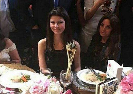 Ortadoğu'lu TV izleyicileri Beren Saat dedi - Resim : 2