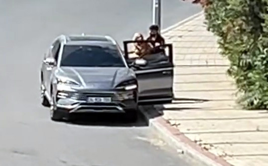 Polis alarmda: Kadının çığlıkları sokağı inletti!