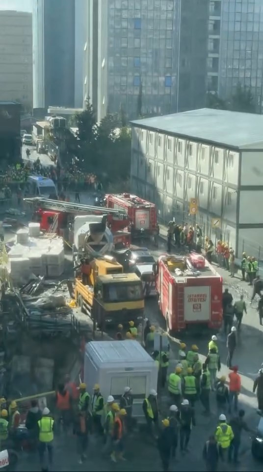İstanbul'da yük asansörü düştü! Yaralılar var