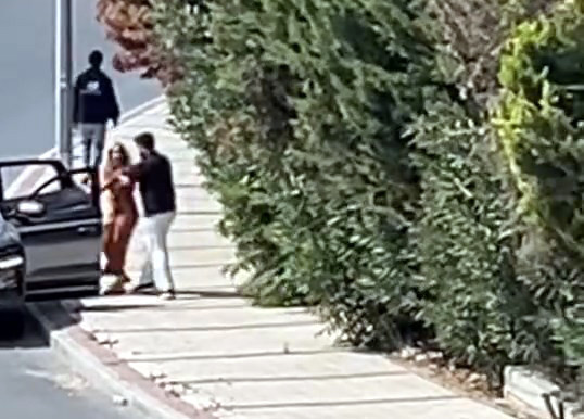 Polis alarmda: Kadının çığlıkları sokağı inletti! - Resim : 2