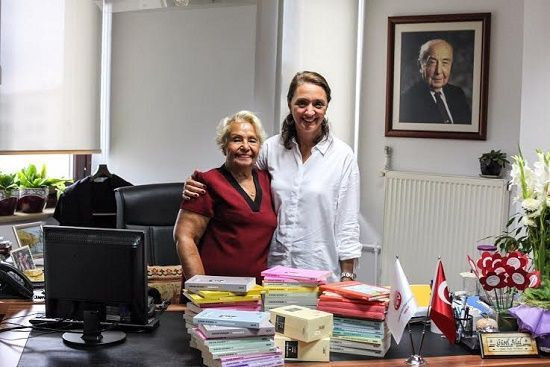 'Paramparça'da dikkat çeken sahne! Nazım Hikmet'le ilke imza atıldı