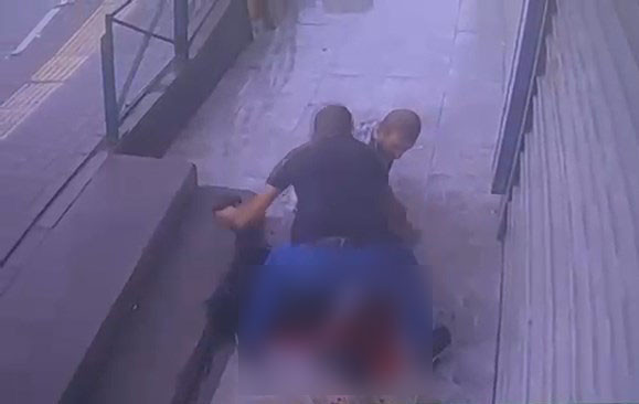 Yol ortasında pompalı tüfekle dehşeti yaşattı!