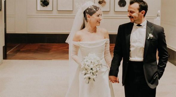 Hazal Kaya ile Ali Atay evlendi! Düğünde kalpleri ısıtan detay... - Resim : 4