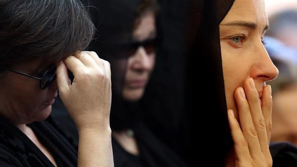 Vatan Şaşmaz son yolculuğuna uğurlandı