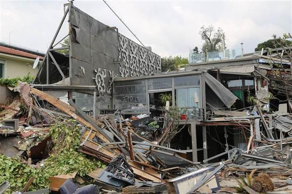 Ünlü gece kulübü Reina yıkıldı!