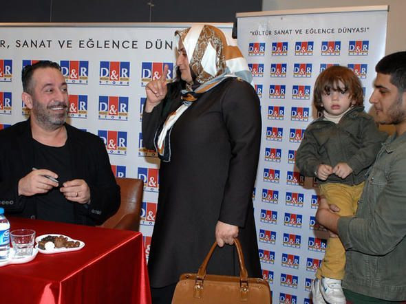 Reynmen ile Cem Yılmaz'ın akraba olduğu ortaya çıktı! - Resim : 2