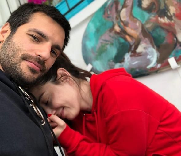 Ünlü çiftten güzel haber - Resim : 2