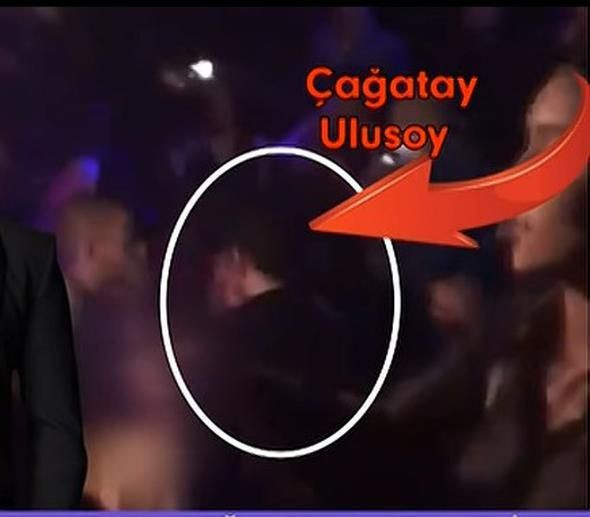 Çağatay Ulusoy'un yanındaki gizemli güzel kim? - Resim : 3