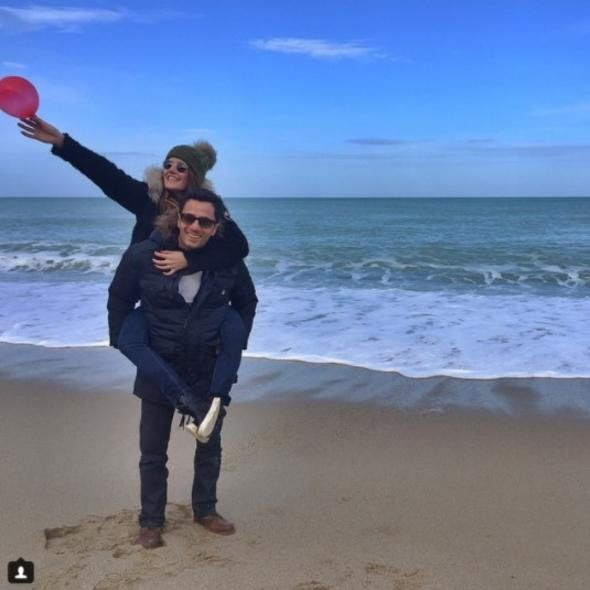 Ünlü çift nişanlandı! - Resim : 3