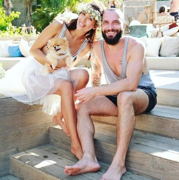 Mevlit elbisesi olay oldu!