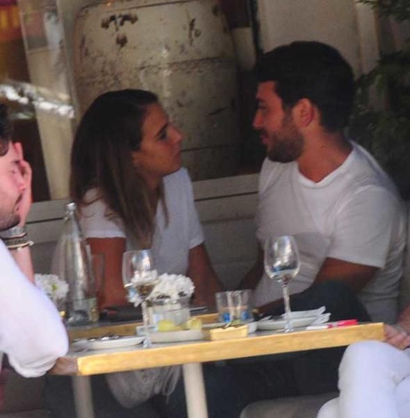 Aslışah Alkoçlar yeni aşkını babasıyla tanıştırdı - Resim : 2