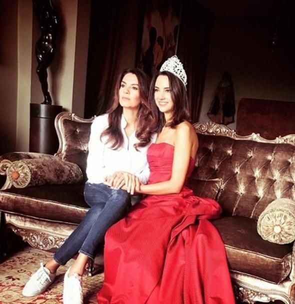 'Kardeşimin o kadar eksiği vardı ki, estetik yaptırmam haksızlık olur' - Resim : 4