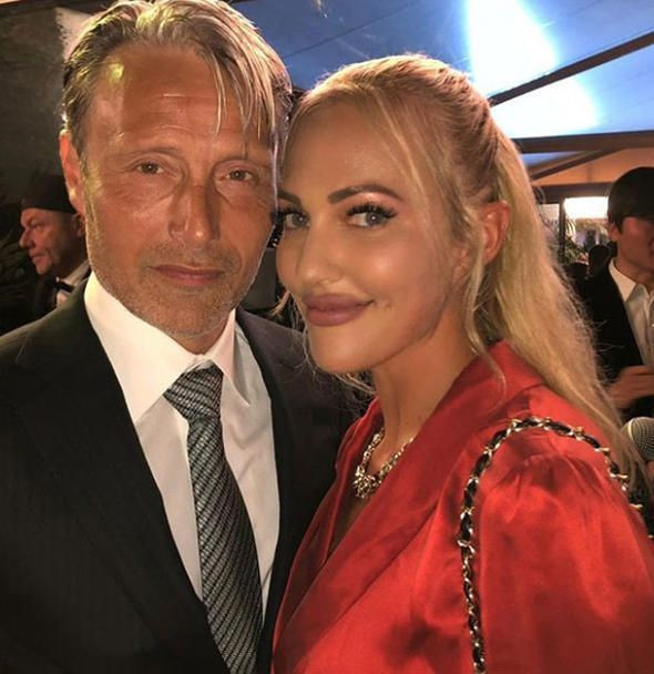 Meryem Uzerli de Cannes'da!