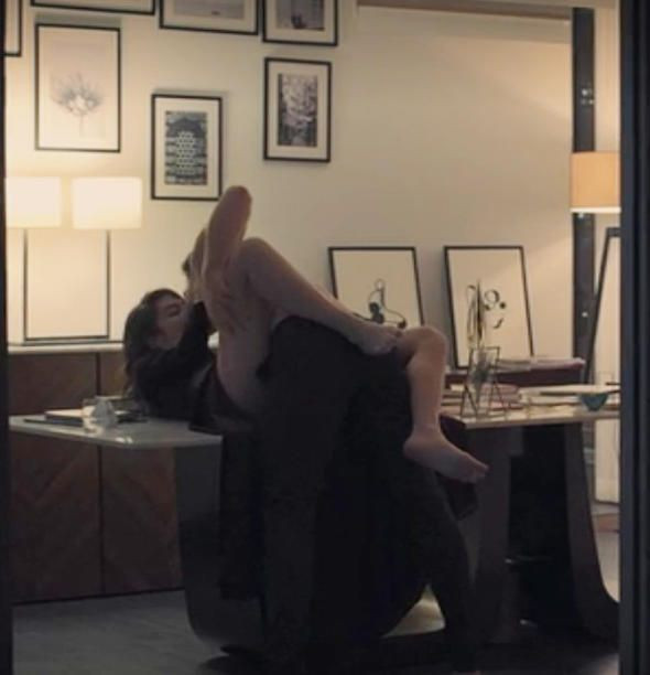 Çağatay Ulusoy ile Ayça Ayşin Turan'ın sevişme sahnesi olay oldu! - Resim : 3