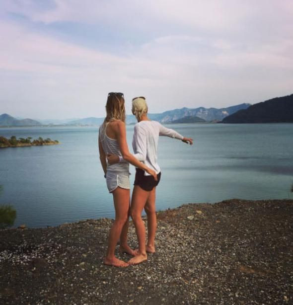 O da İstanbul'dan kaçıp köye yerleşti - Resim : 4