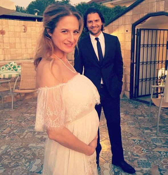 Ünlü çiftin büyük mutluluğu - Resim : 3