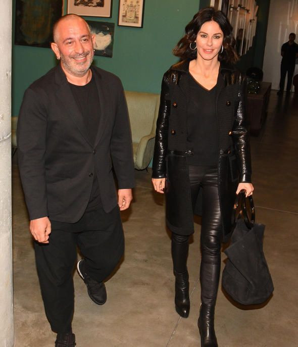 Cem Yılmaz'dan Defne Samyeli'ye: 'Bu soru evde de sorulabilirdi' - Resim : 6