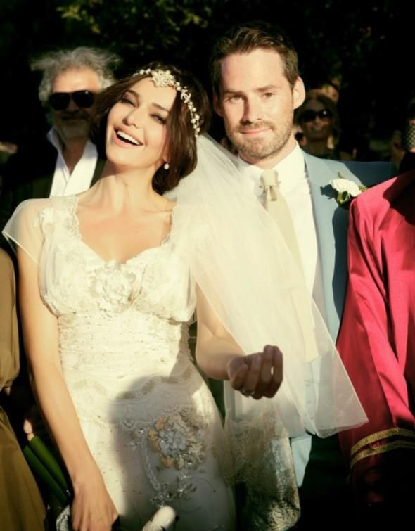 Eski eşinden Hande Ataizi'ye izin çıktı!