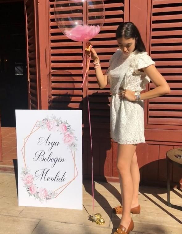 Mevlit elbisesi olay oldu! - Resim : 3