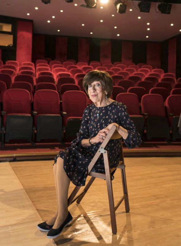 Ayşen Gruda'nın vefatı ünlü isimleri yasa boğdu - Resim : 6