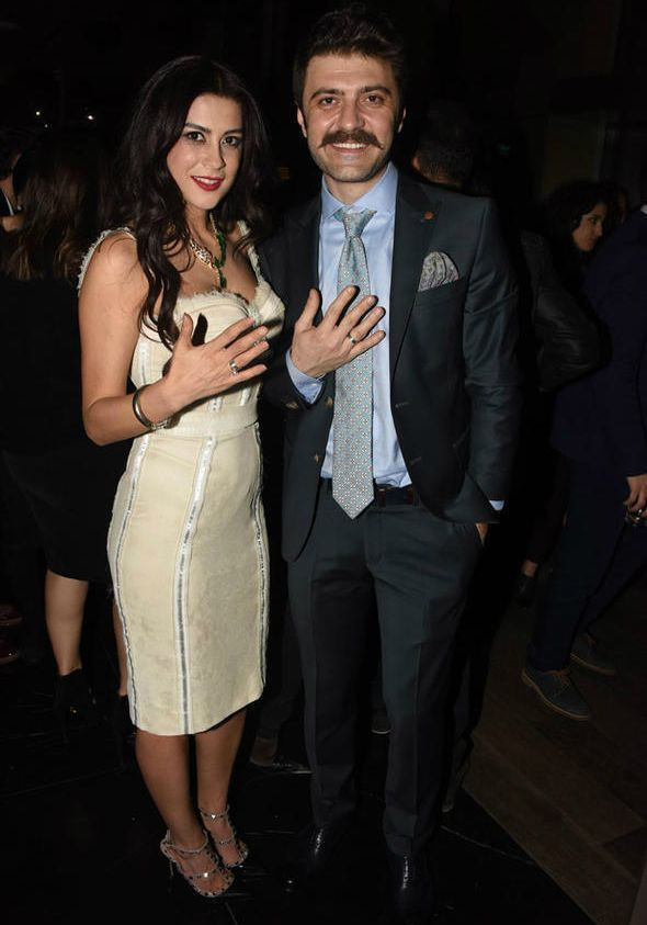 Ünlü çiftin düğün tarihi belli oldu! - Resim : 3